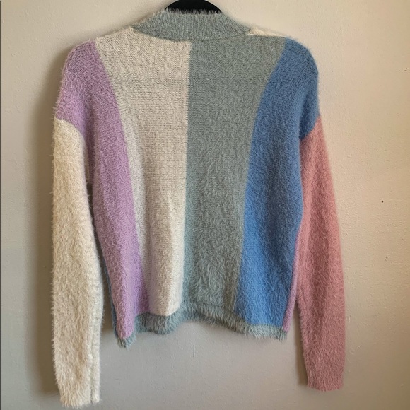 Target Adorable Spring Sweater with Stripes - Picture 3 of 3